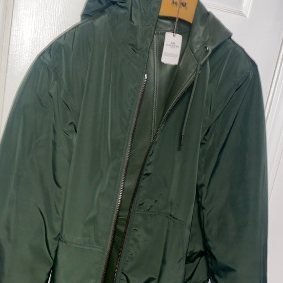 Coach men’s reversible leather varsity trainer. - Picture 9 of 10